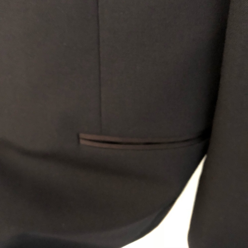 YSL Classy Black Tuxedo Jacket w/ Satin Peak Lapel - Picture 3 of 8